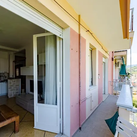 Joivy Kiki House Apartament